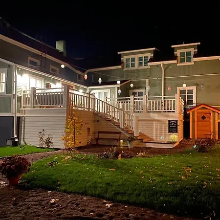 Eleonora Nocleg ze śniadaniem 4*