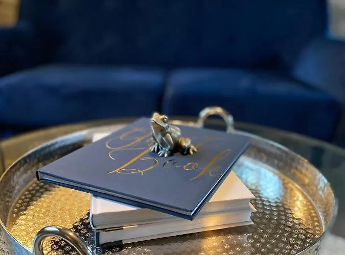 Eleonora Bed & Breakfast 4*